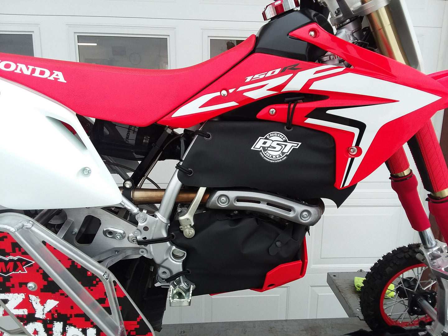 Engine Jacket PSTH05J