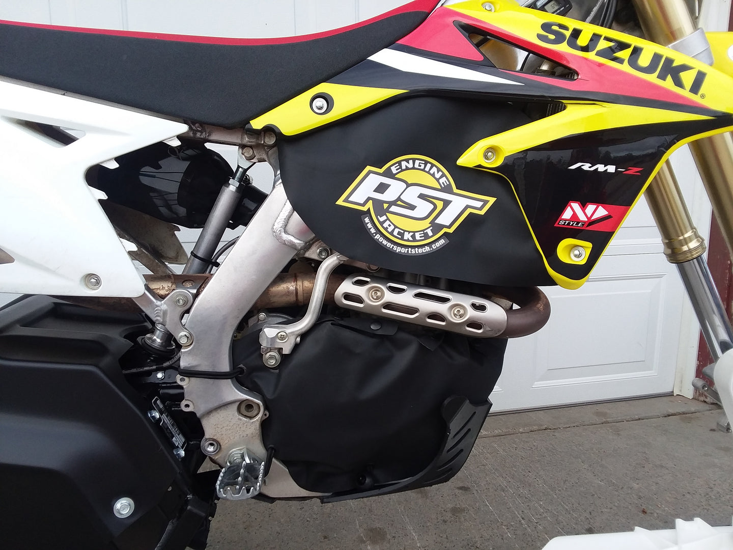 Engine Jacket PSTS05J